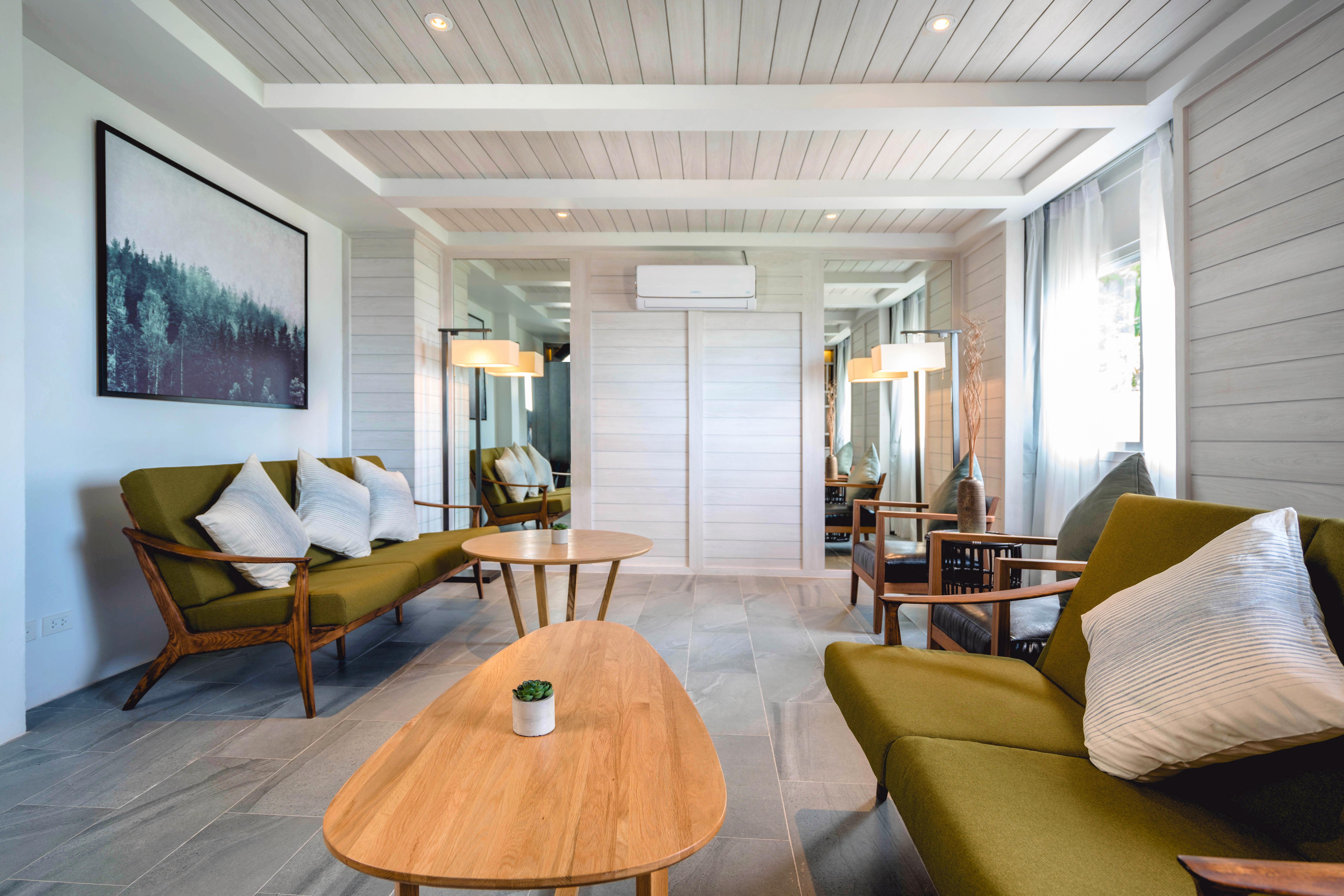 Namaka Resort Kamala Екстер'єр фото The interior of a suite at the hotel