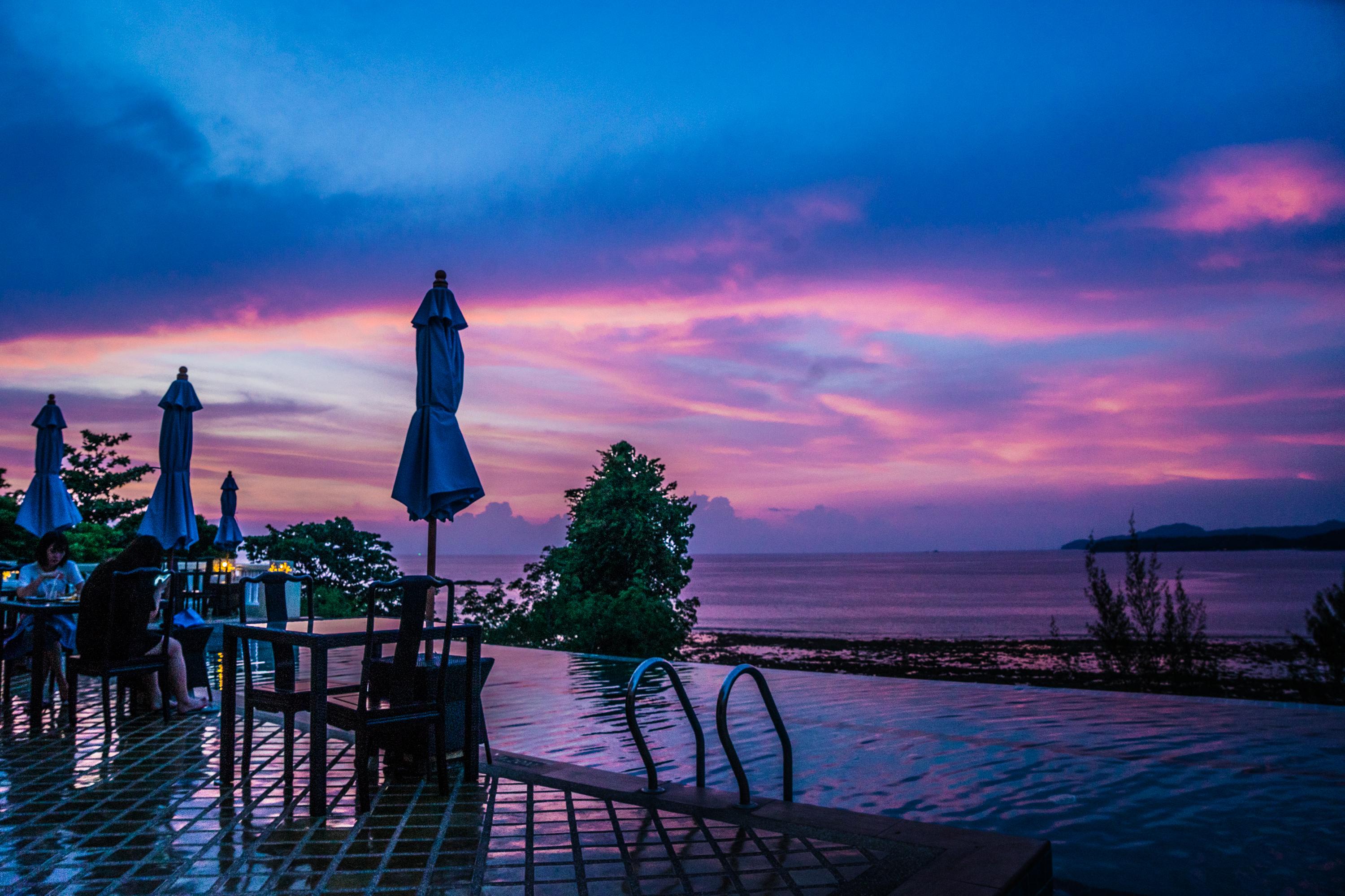 Namaka Resort Kamala Екстер'єр фото Sunset at the beach