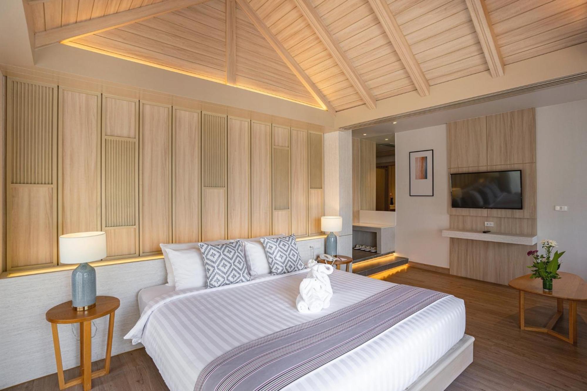 Namaka Resort Kamala Екстер'єр фото Deluxe Ocean View