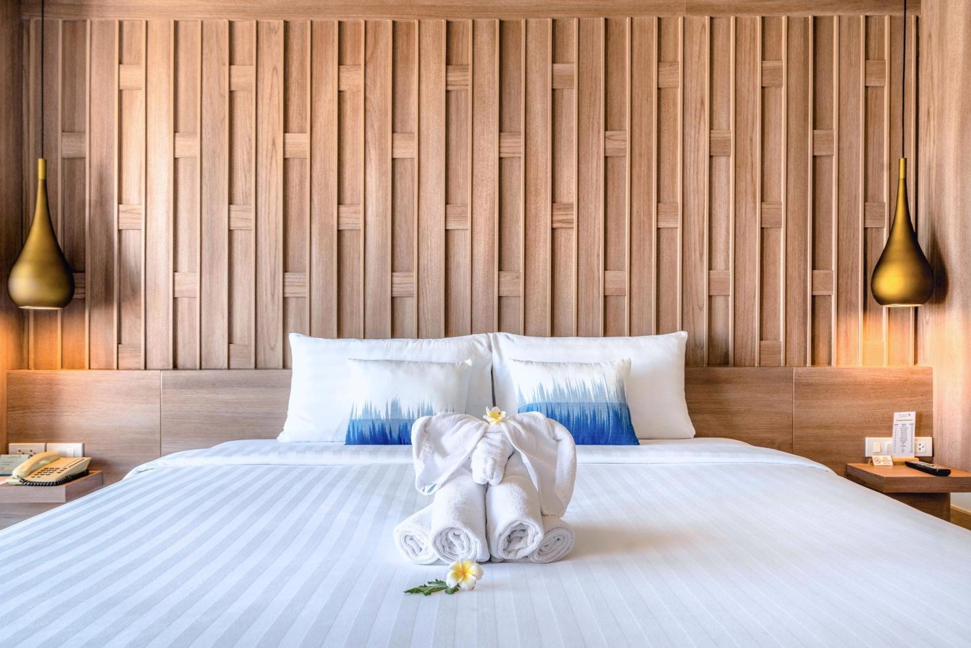 Namaka Resort Kamala Екстер'єр фото Deluxe Ocean View